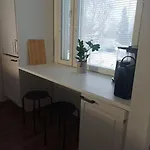 Viihtyisae Ja Valoisa Yksioe Keskustan Laeheisyydessae *